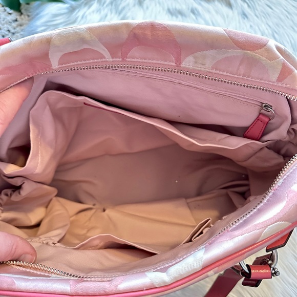 *sold*  Rare Coach Barbie Pink Heritage Purse - Picture 7 of 13